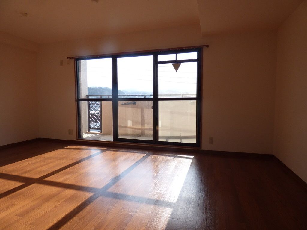 ホワイトロートスの物件内観写真