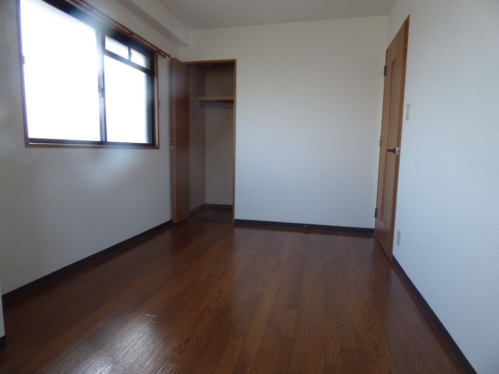 ホワイトロートスの物件内観写真