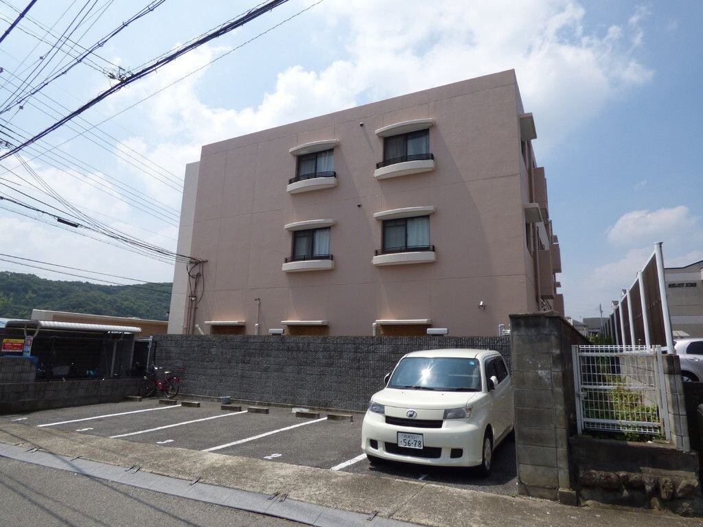 ホワイトロートスの物件内観写真