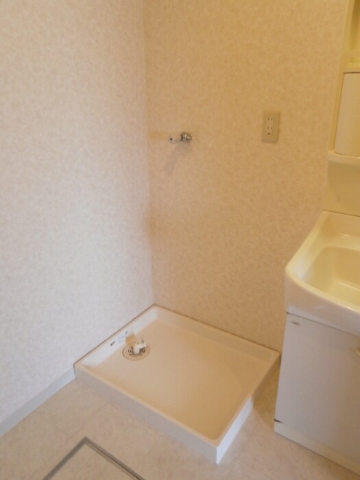 ホワイトロートスの物件内観写真