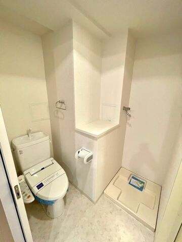 レジディア三越前の物件内観写真