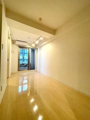 レジディア三越前の物件内観写真