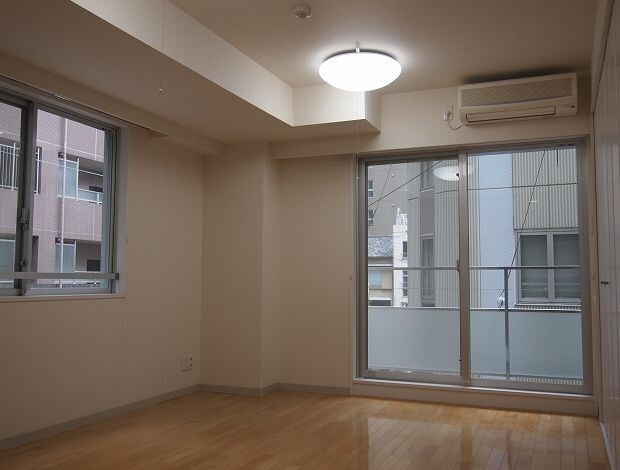 レジディア新川の物件内観写真