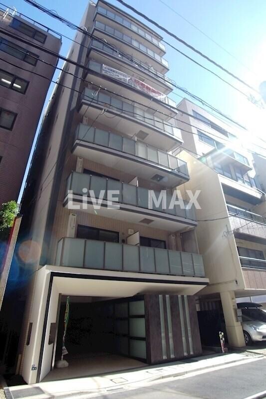 シルヴァー アウルの物件外観写真