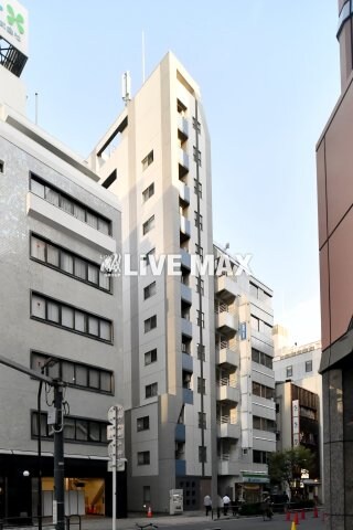 レジディア神田の物件外観写真