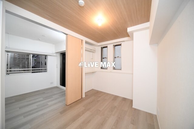 レジディア神田の物件内観写真