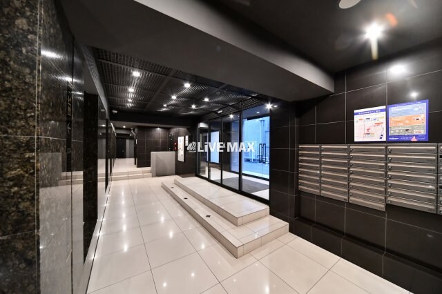 レジディア神田の物件外観写真