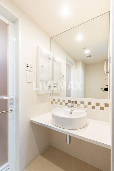 エスコートノヴェル白金高輪の物件内観写真