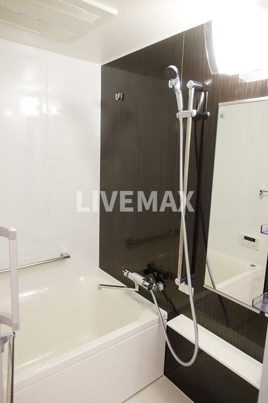 パークアクシス南青山七丁目の物件内観写真