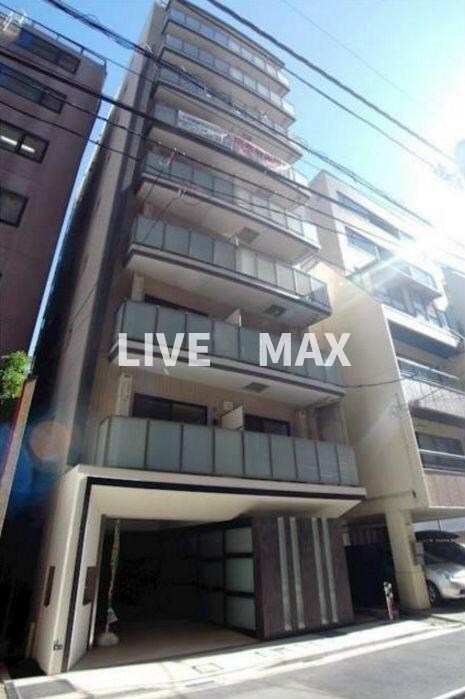 シルヴァー アウルの物件外観写真