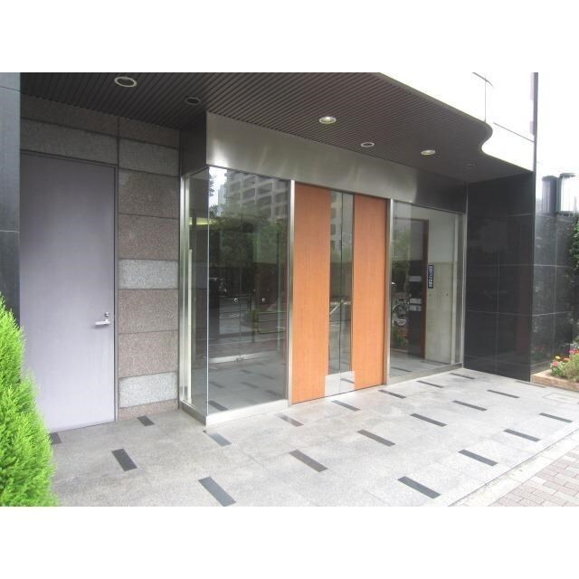 ファミールグラン銀座４丁目オーセンティアの物件外観写真