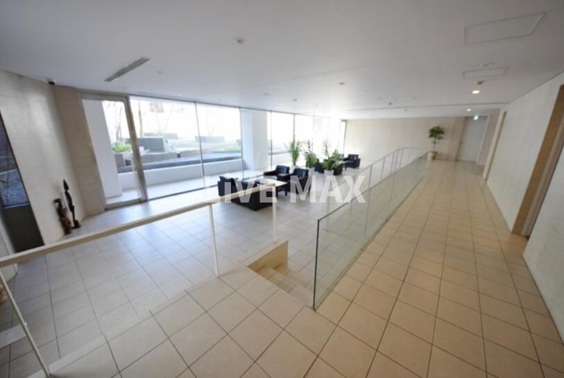 アジリア南麻布J'sの物件外観写真