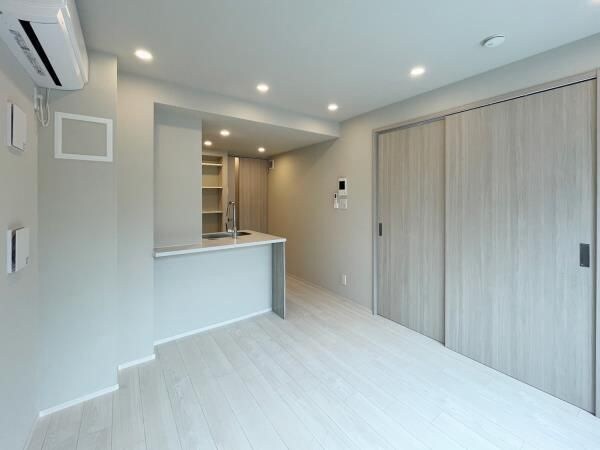 ＣＯＭＰＯＳＩＴＥ高輪の物件内観写真