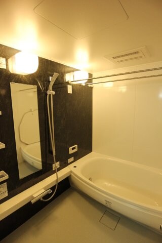 ミレニアムガーデンコートの物件内観写真