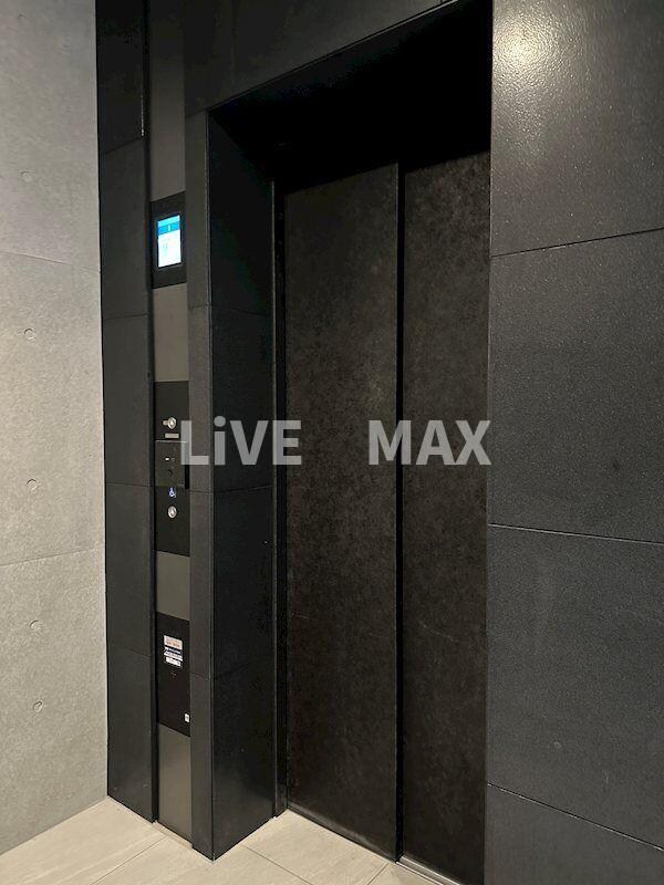 ZOOM神田の物件外観写真