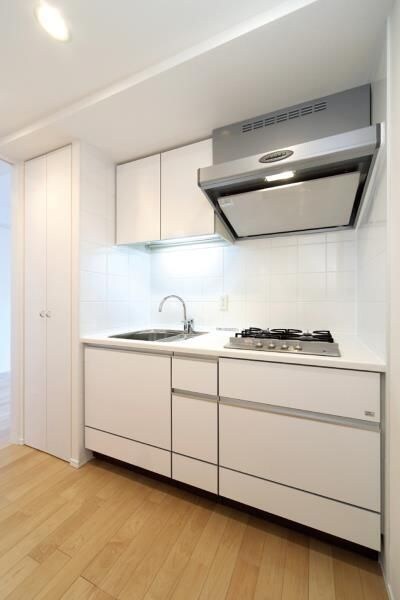 アパートメンツ三田の物件内観写真