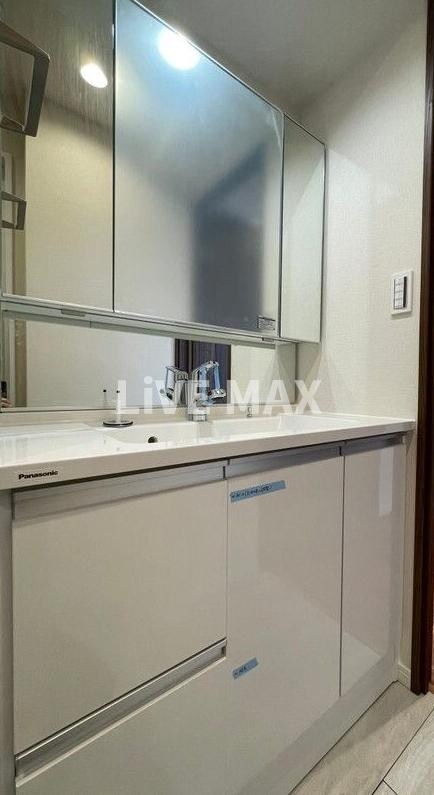 ミリアレジデンス高輪の物件内観写真