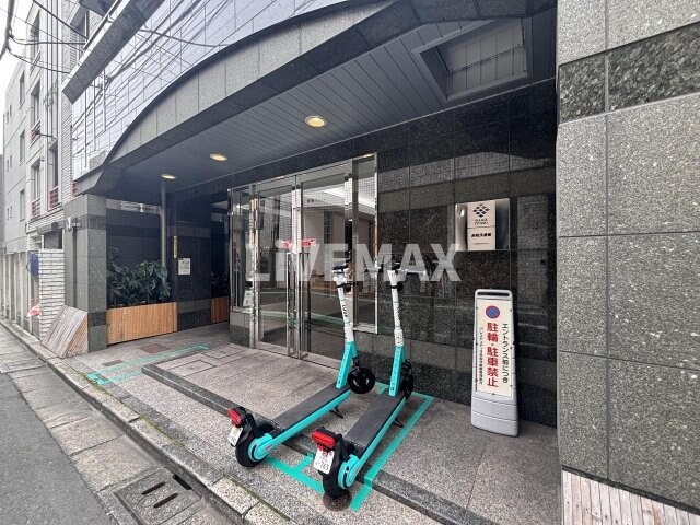 パレステュディオ赤坂弐番館の物件外観写真