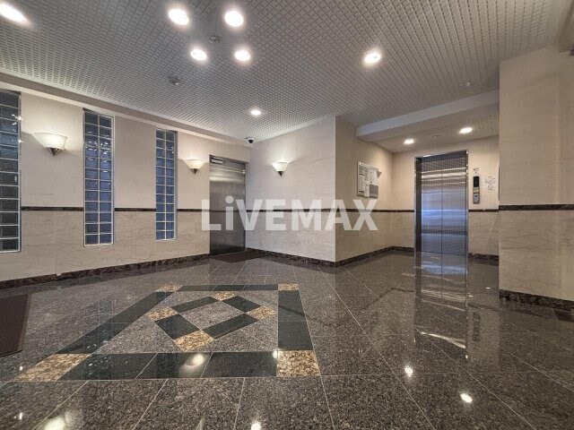 パレステュディオ赤坂弐番館の物件外観写真