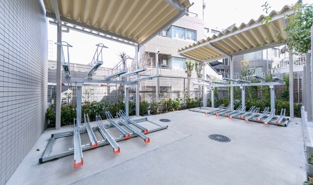 プリマリード南青山の物件外観写真