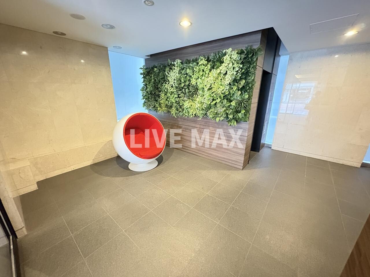 クレジデンス神谷町の物件外観写真