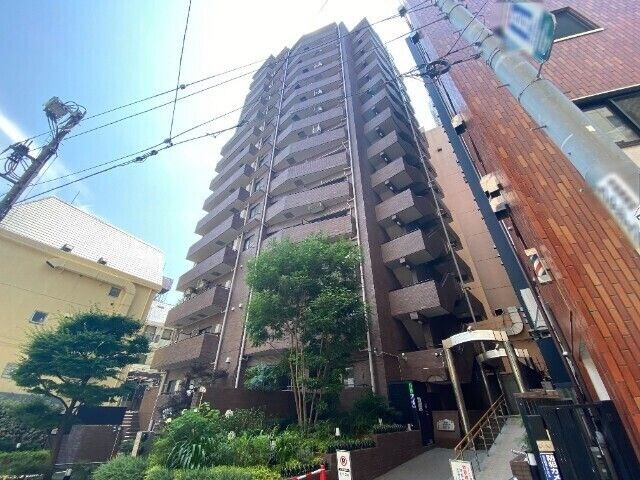 日神パレステージ西麻布の物件外観写真