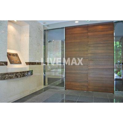 パレステュディオ南麻布の物件外観写真