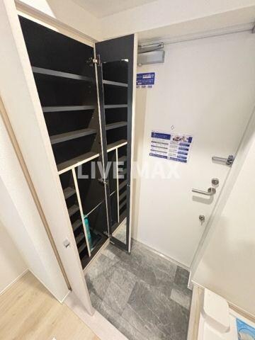 レジディア三越前の物件内観写真