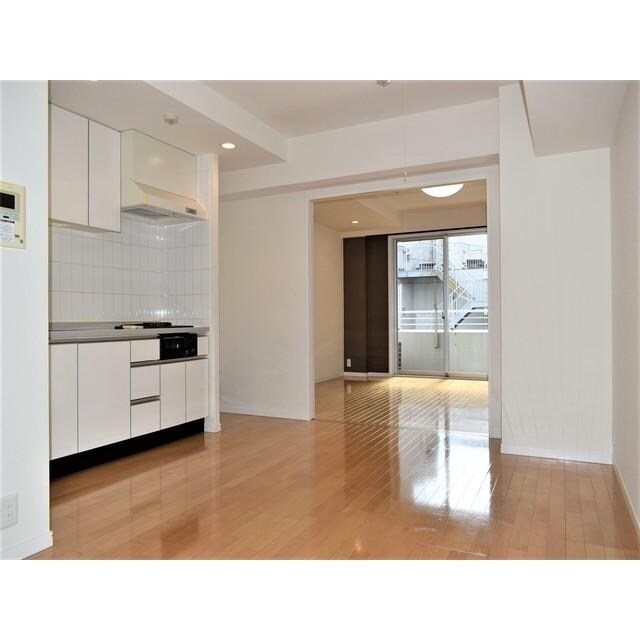 ルクレ新川レジデンスの物件内観写真