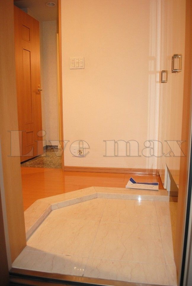 ファミールグラン銀座4丁目の物件内観写真