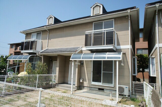 福岡県古賀市天神７丁目の物件外観写真