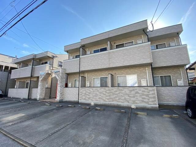 教育大前駅 徒歩6分の物件外観写真