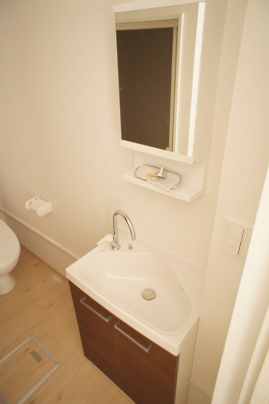 福岡空港駅 徒歩10分 1-2階の物件内観写真