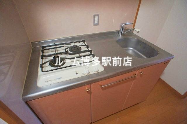 渡辺通駅 徒歩8分 2階の物件内観写真