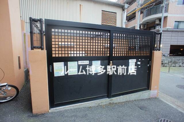 渡辺通駅 徒歩8分 2階の物件外観写真