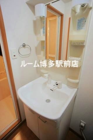 渡辺通駅 徒歩8分 2階の物件内観写真