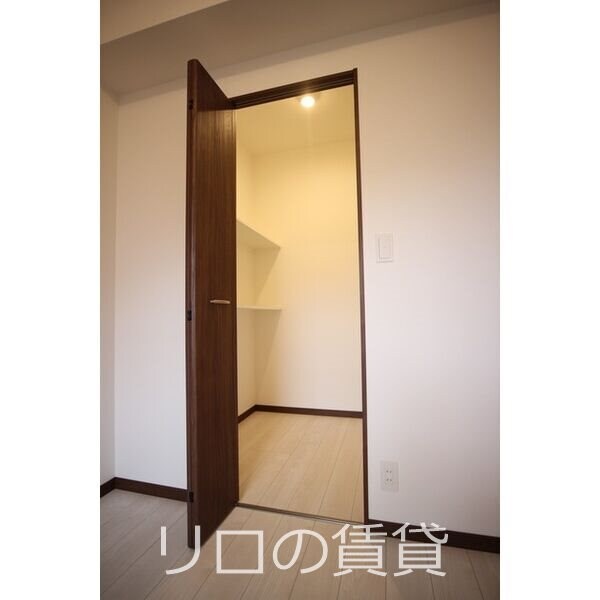 箱崎駅 徒歩16分 7階の物件内観写真