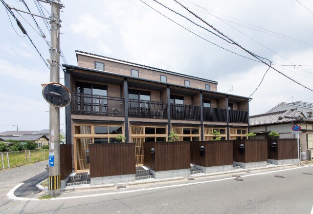 福岡県古賀市花見東２丁目の物件外観写真