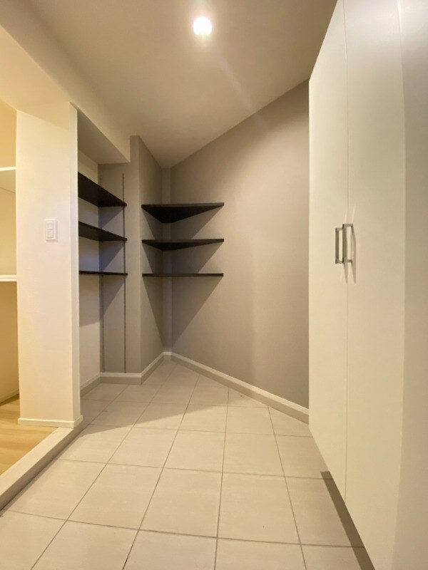 箱崎駅 徒歩5分 8階の物件内観写真