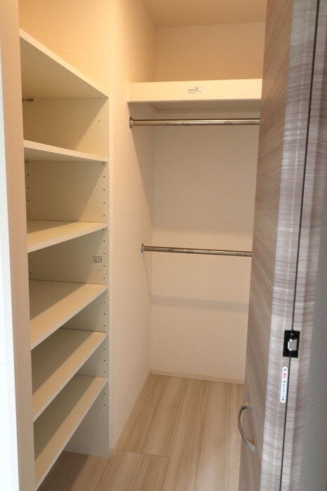 今宿駅 徒歩8分 1階の物件内観写真