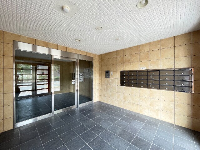 教育大前駅 徒歩3分 6階の物件外観写真