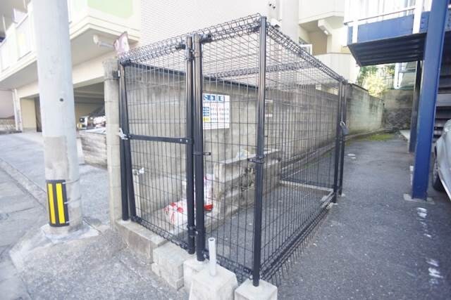 アマノフラット香住ヶ丘の物件外観写真