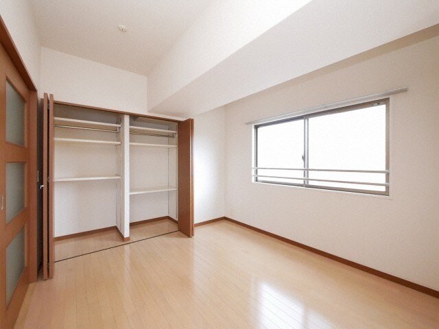 ティファーナ高宮の物件内観写真