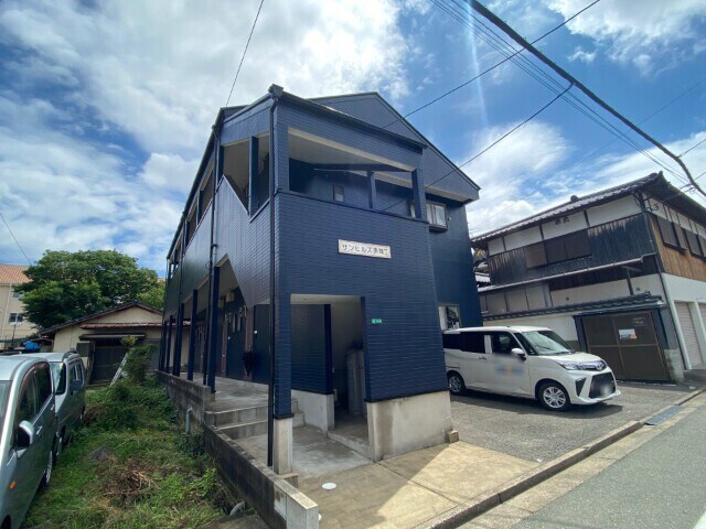 教育大前駅 徒歩7分の物件外観写真