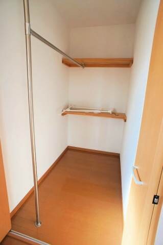 GOLDWING東比恵の物件内観写真