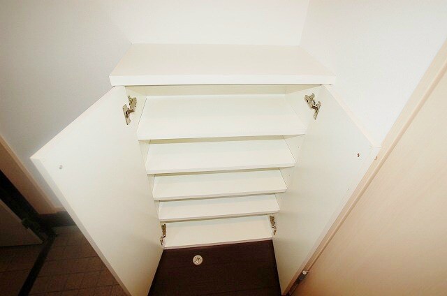 箱崎駅 徒歩4分 2階の物件内観写真