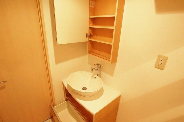 箱崎駅 徒歩4分 2階の物件内観写真