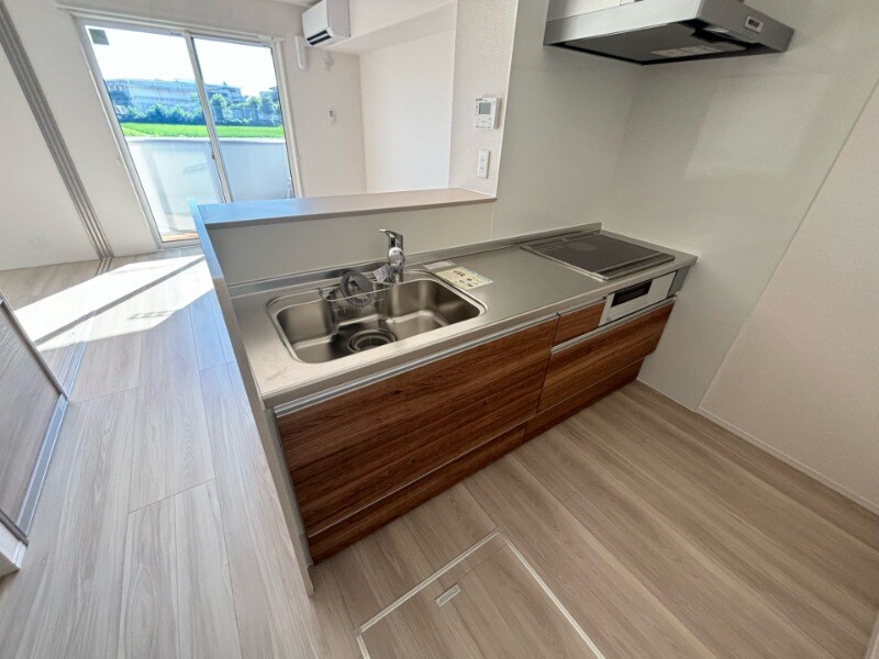 伊賀駅 徒歩4分 1階の物件内観写真