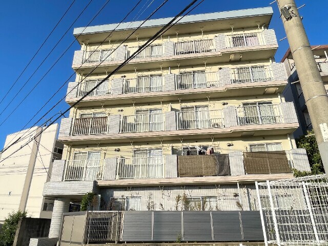 カルム福岡東の物件外観写真