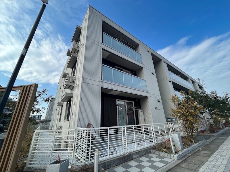 福岡県北九州市小倉北区片野新町３丁目の物件外観写真